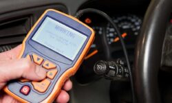 OBD-II Scanner: How To Use Diagnostic Car Code Reader?